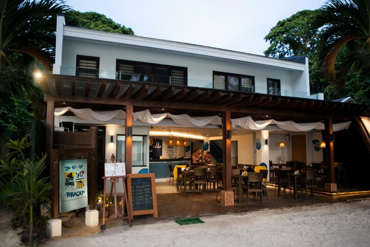 Resort 357 Boracay 3*