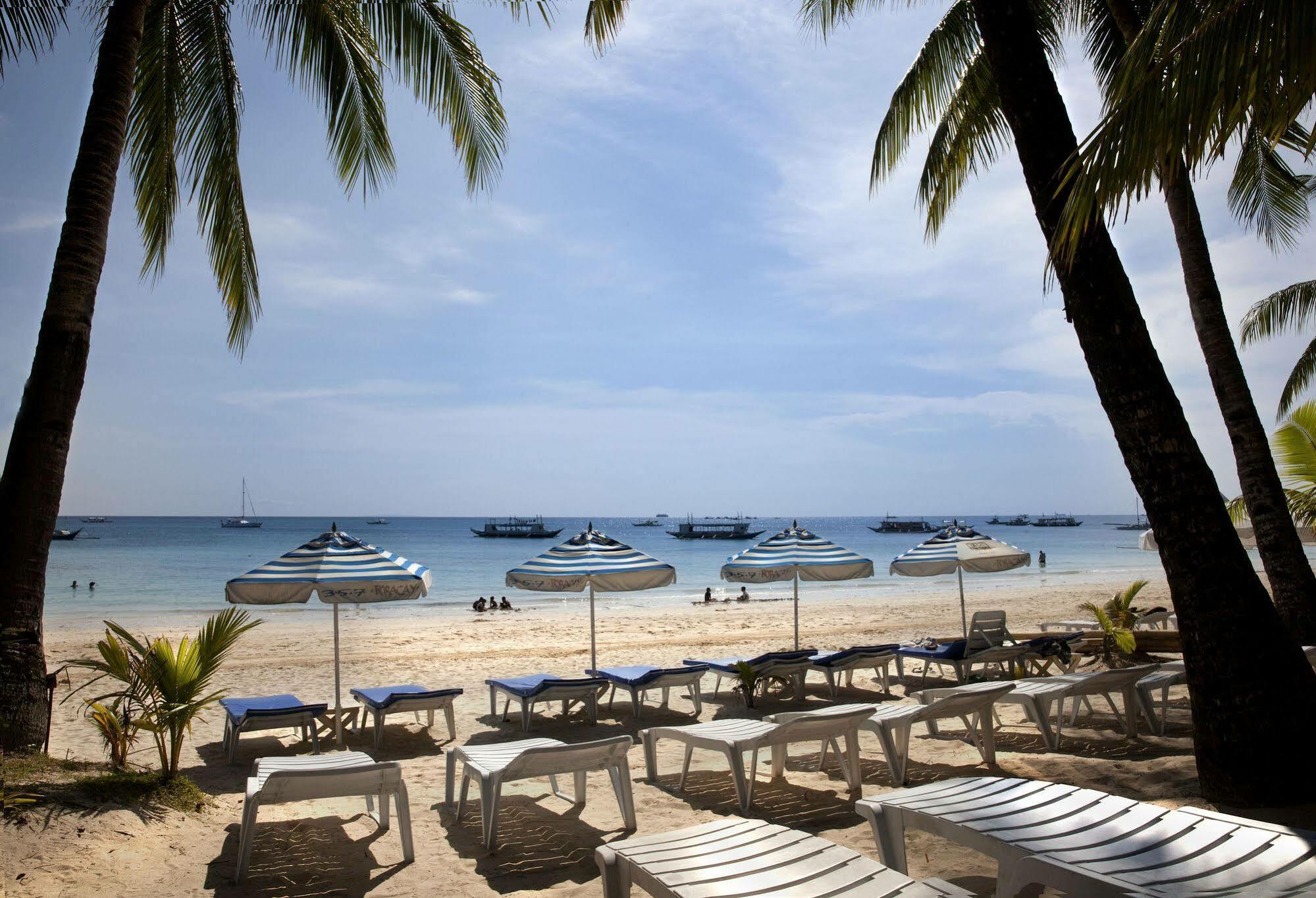 Resort 357 Boracay 3*
